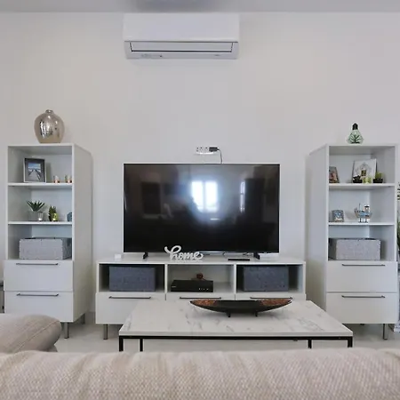 Apartment Luxury Gaspa With Jacuzzi Privlaka (Zadar)