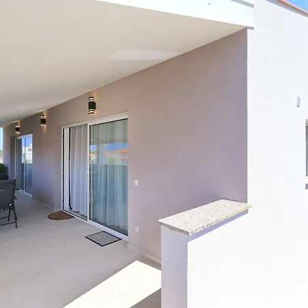 Luxury Gaspa With Jacuzzi Apartment *
