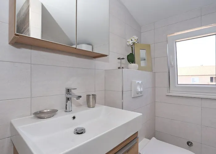 Luxury Gaspa With Jacuzzi Apartament Privlaka (Zadar)