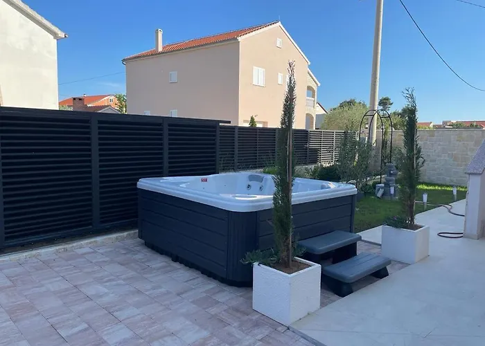 Apartament Luxury Gaspa With Jacuzzi