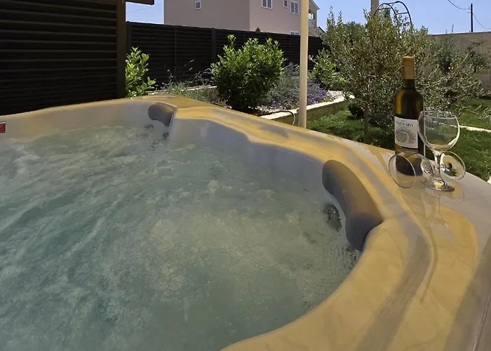 Luxury Gaspa With Jacuzzi 아파트 프리블라카